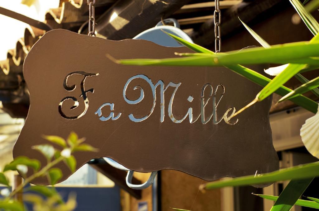 Gite Fa Mille Maison Bleu Robion en Luberon Rom bilde