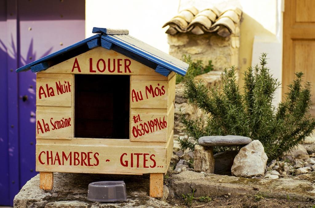 Gite Fa Mille Maison Bleu Robion en Luberon Rom bilde